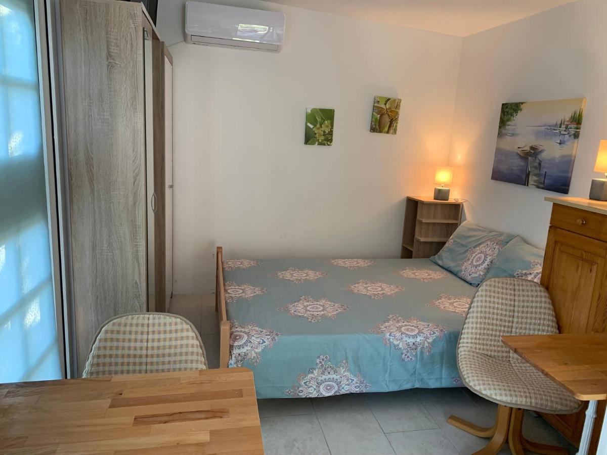 Apartments Mirian Petrovac Eksteriør billede